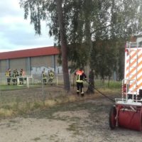 Bodenfeuer am Rasensportplatzin der Sandstraße