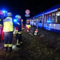 Einsatz bei mutmaßlicher Fußgängerkollission mit Straßenbahn