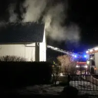 Brand im Dachgeschoss eines Wohnhauses in der Tilsiter Straße