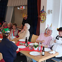 Traditionelles Heringsessen